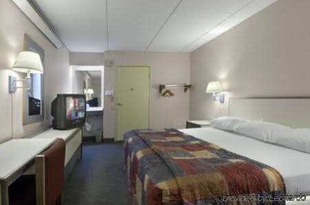Key Inn Motel - วู้ดเบอรี ภายนอก รูปภาพ